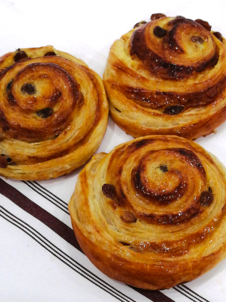 pain-aux-raisins-kouign-amann-patisserie-montreal